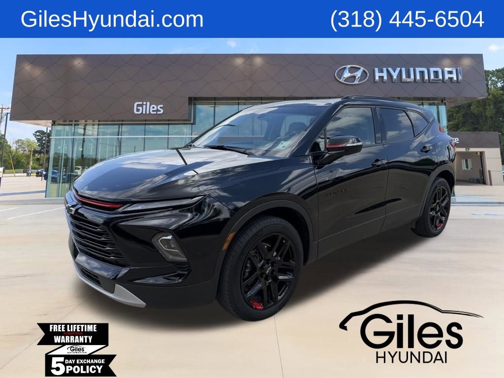 Used 2024 Chevrolet Blazer LT w/ Sound & Technology Package FWD image 1