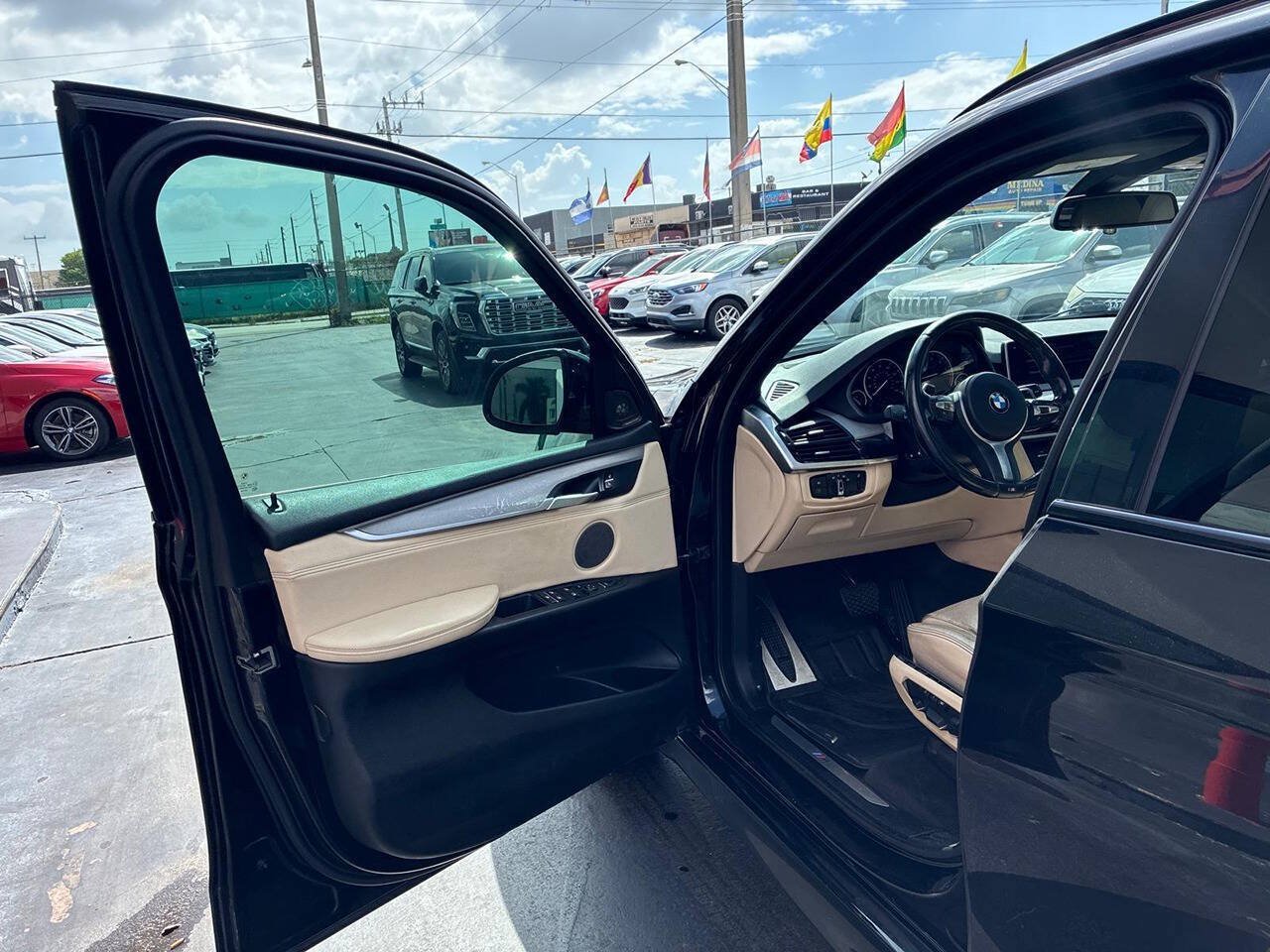 Used 2018 BMW X5 sDrive35i w/ M Sport Package RWD image 7