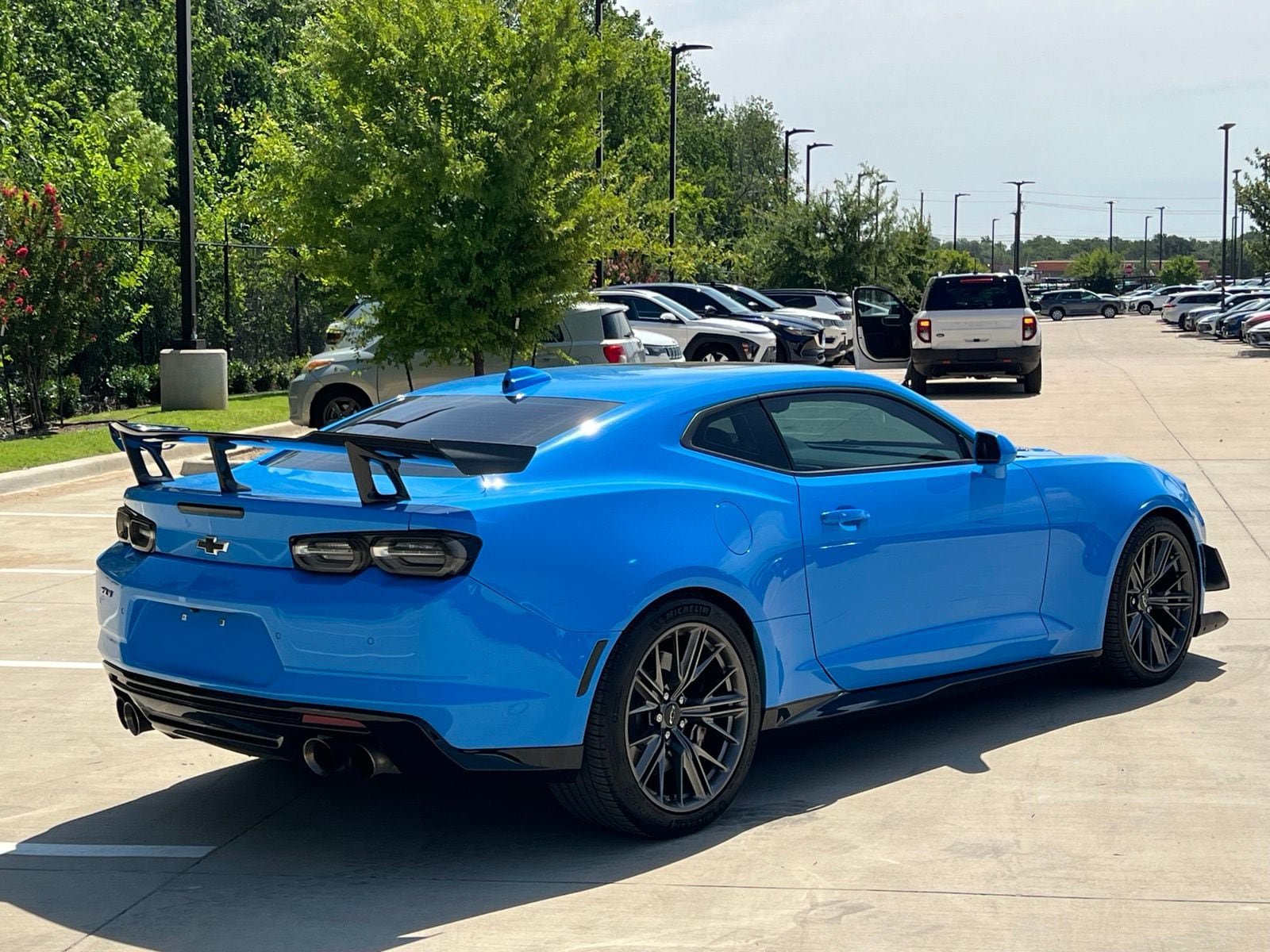 Used 2022 Chevrolet Camaro ZL1 RWD image 12