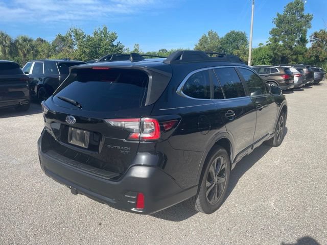 Used 2020 Subaru Outback Onyx Edition XT AWD/4WD image 2