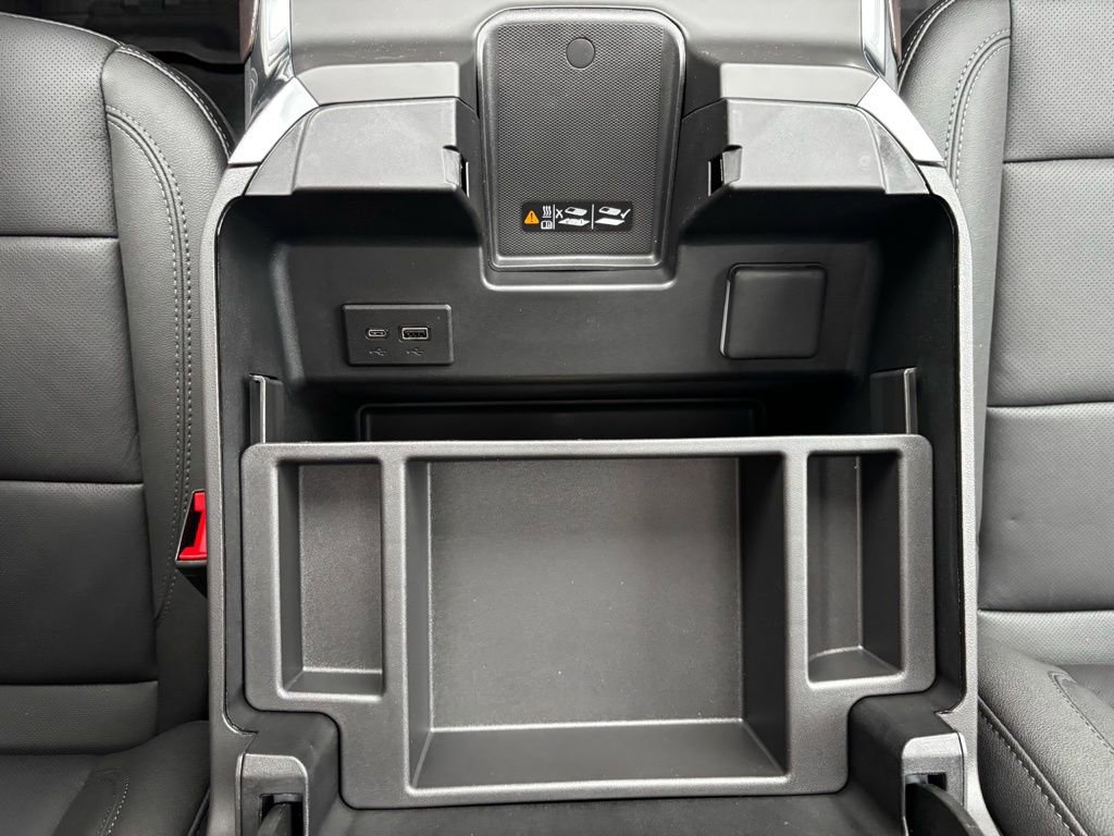 New 2026 GMC Sierra 1500 SLT w/ SLT Premium Package image 19