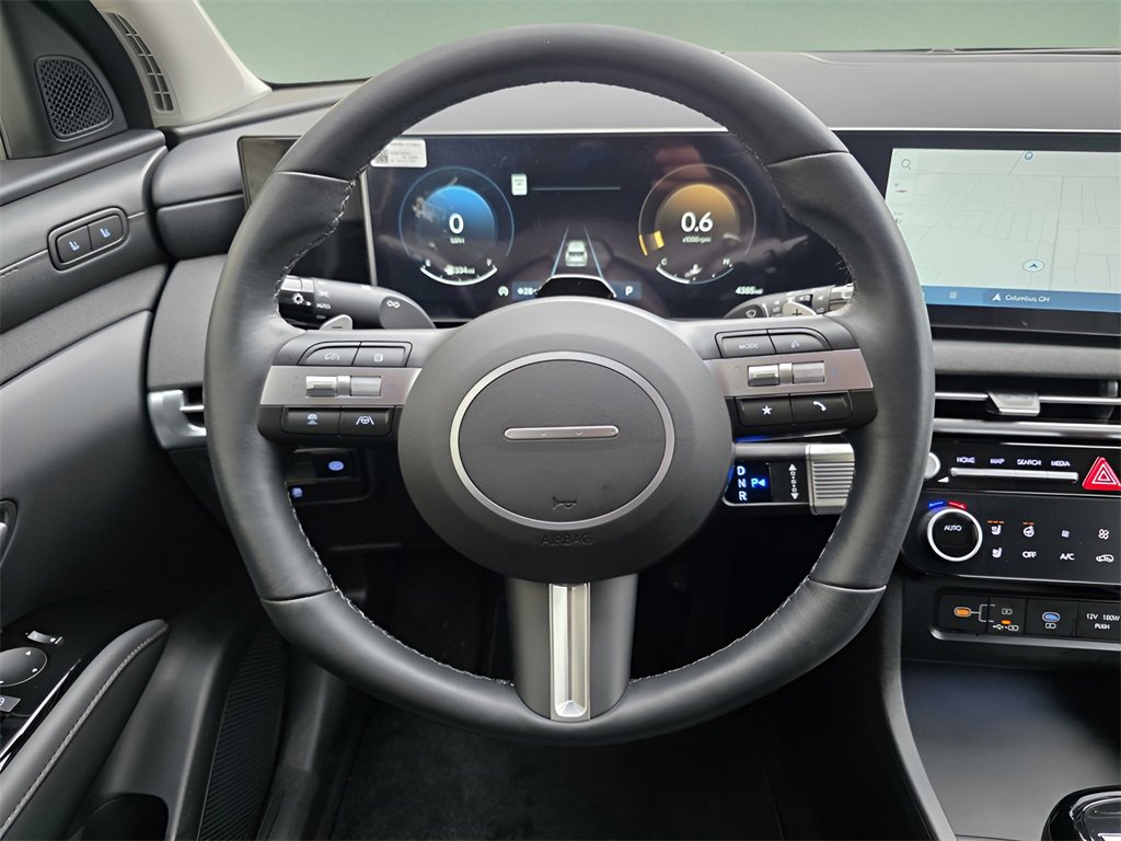 Certified 2025 Hyundai Tucson Limited image 24