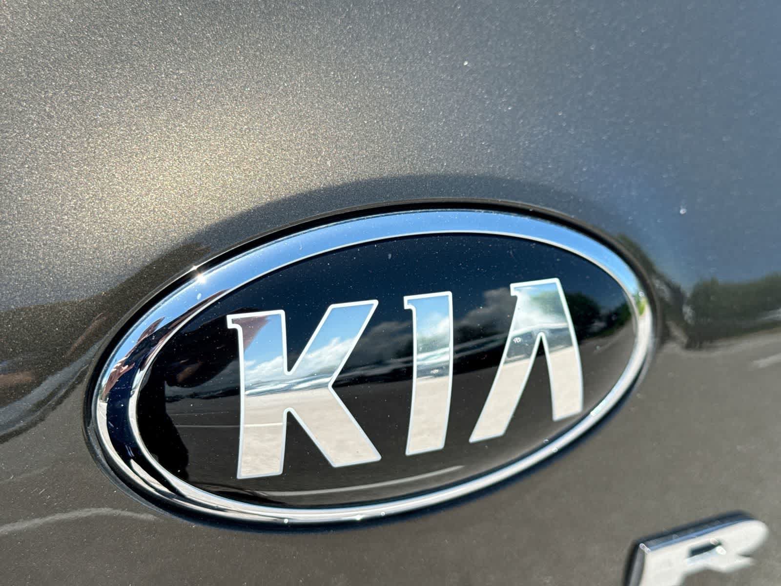 Used 2020 Kia Telluride SX w/ SX Prestige Package AWD/4WD image 18