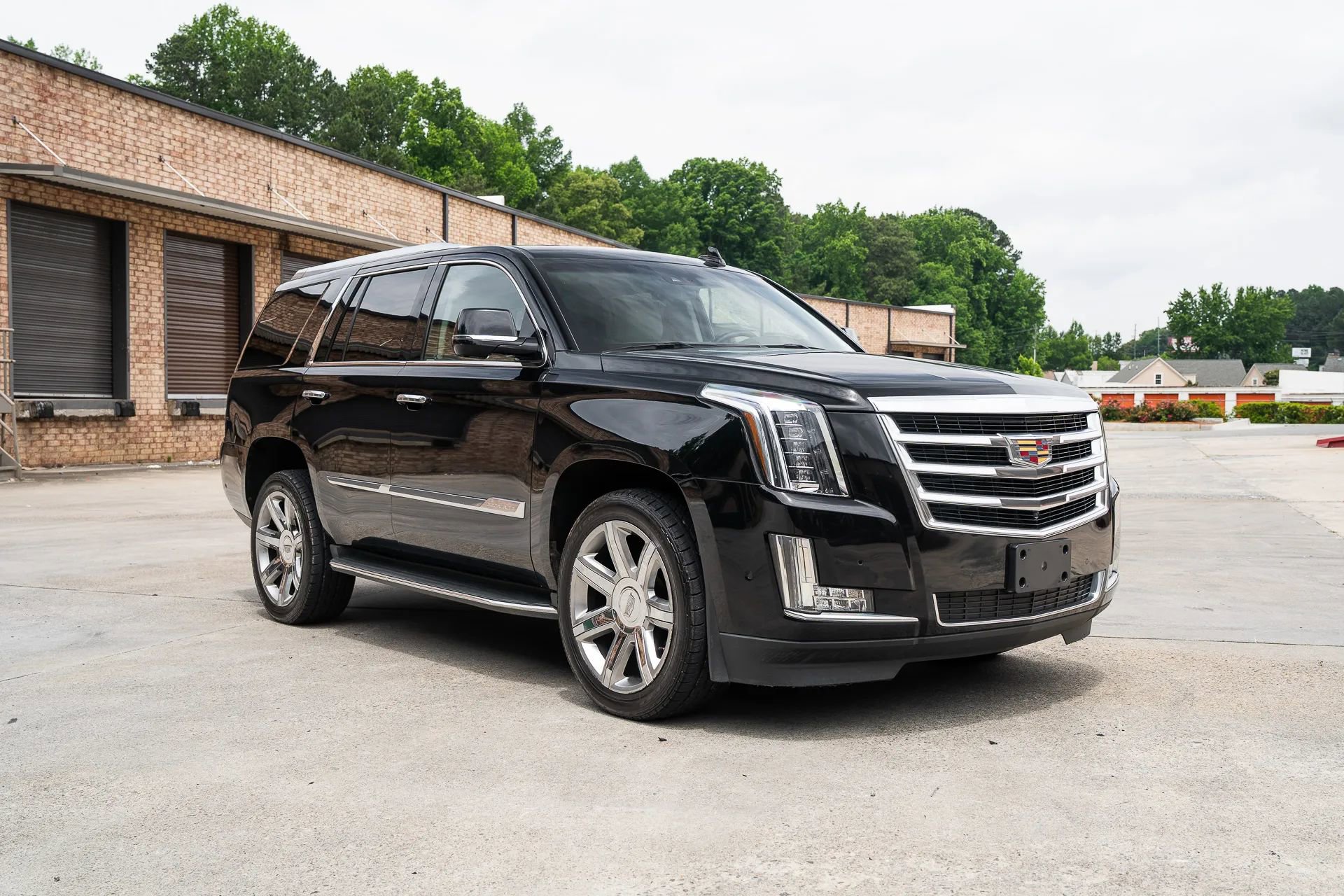 Used 2017 Cadillac Escalade Luxury RWD image 14
