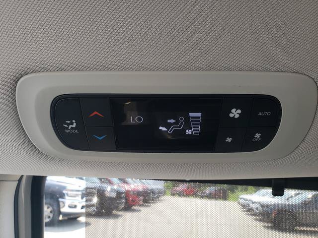 Used 2024 Chrysler Pacifica Touring-L w/ Road Tripper Package AWD/4WD image 14