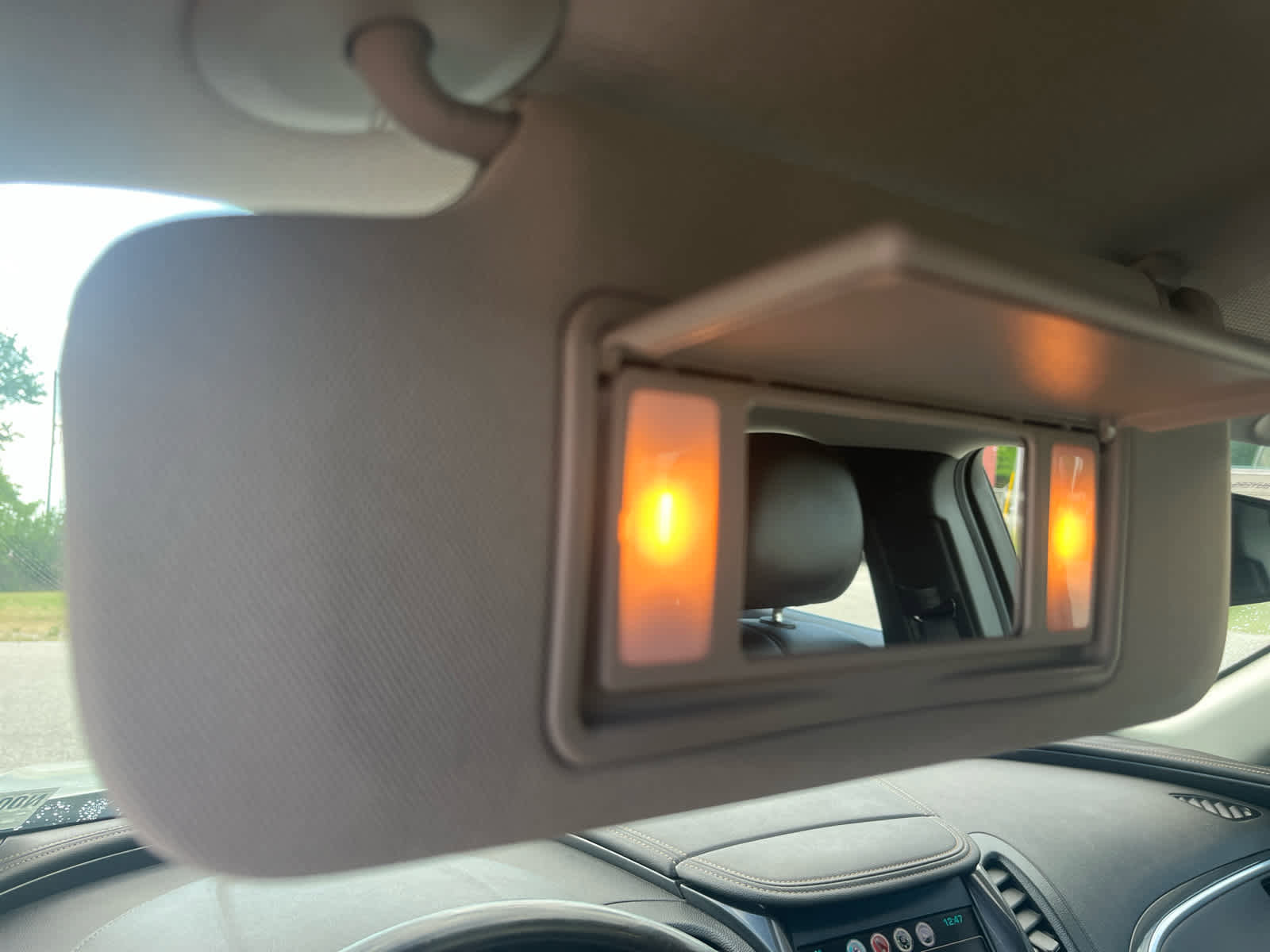 Used 2019 Chevrolet Impala LT FWD image 29