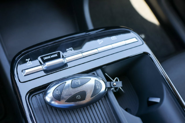 New 2026 Hyundai Tucson Blue SE AWD/4WD image 17