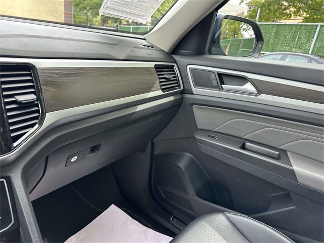 Certified 2022 Volkswagen Atlas SE w/ Panoramic Sunroof Package image 33