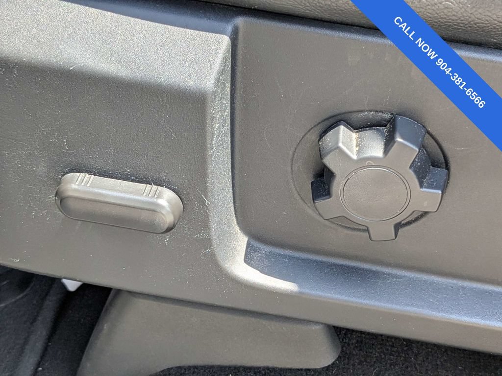 Used 2017 Ford Expedition XLT RWD image 21