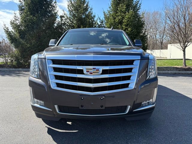 Used 2016 Cadillac Escalade Luxury image 12