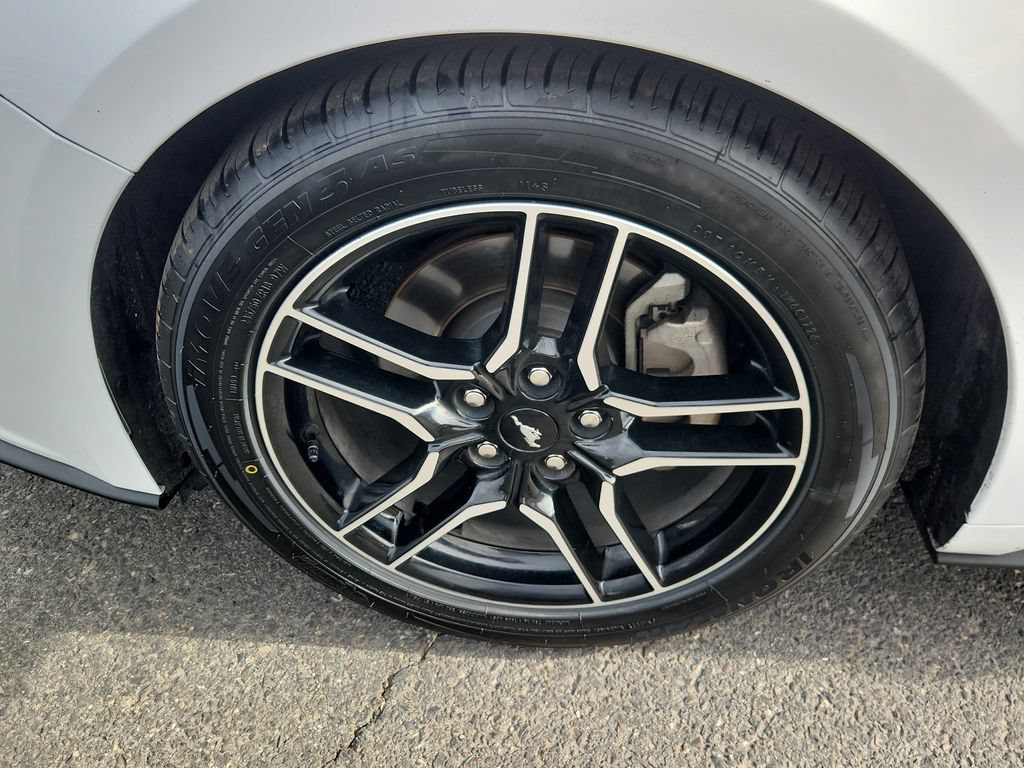 Used 2020 Ford Mustang Premium RWD image 17