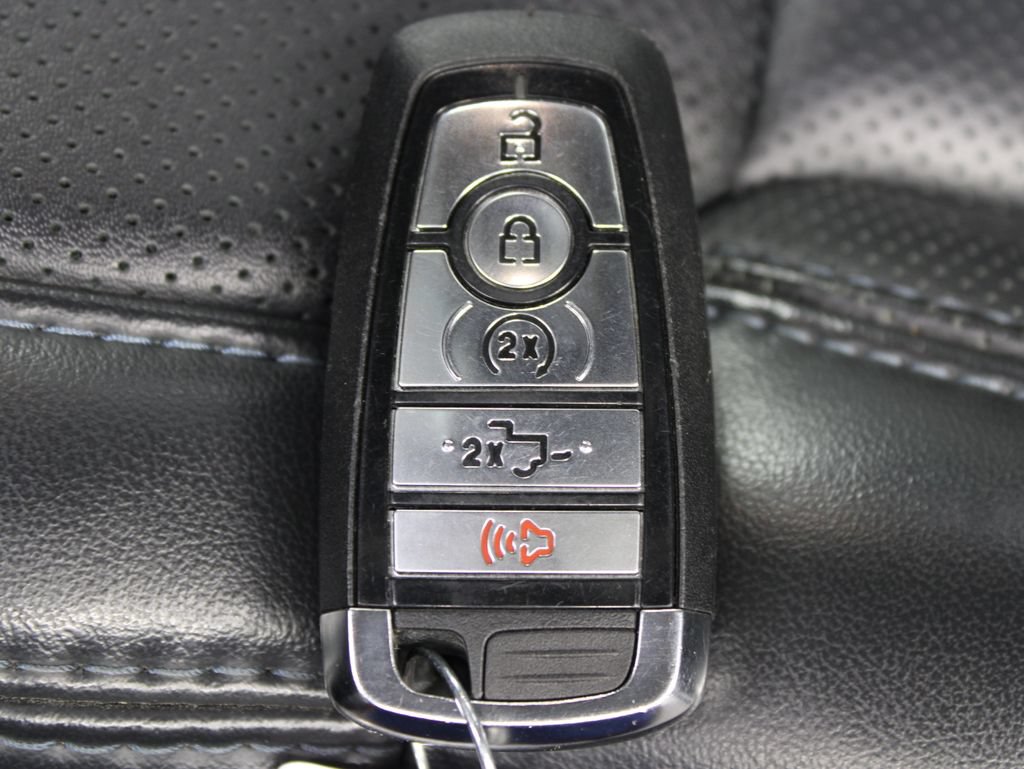 Used 2026 Ford F250 Platinum w/ FX4 Off-Road Package AWD/4WD image 80