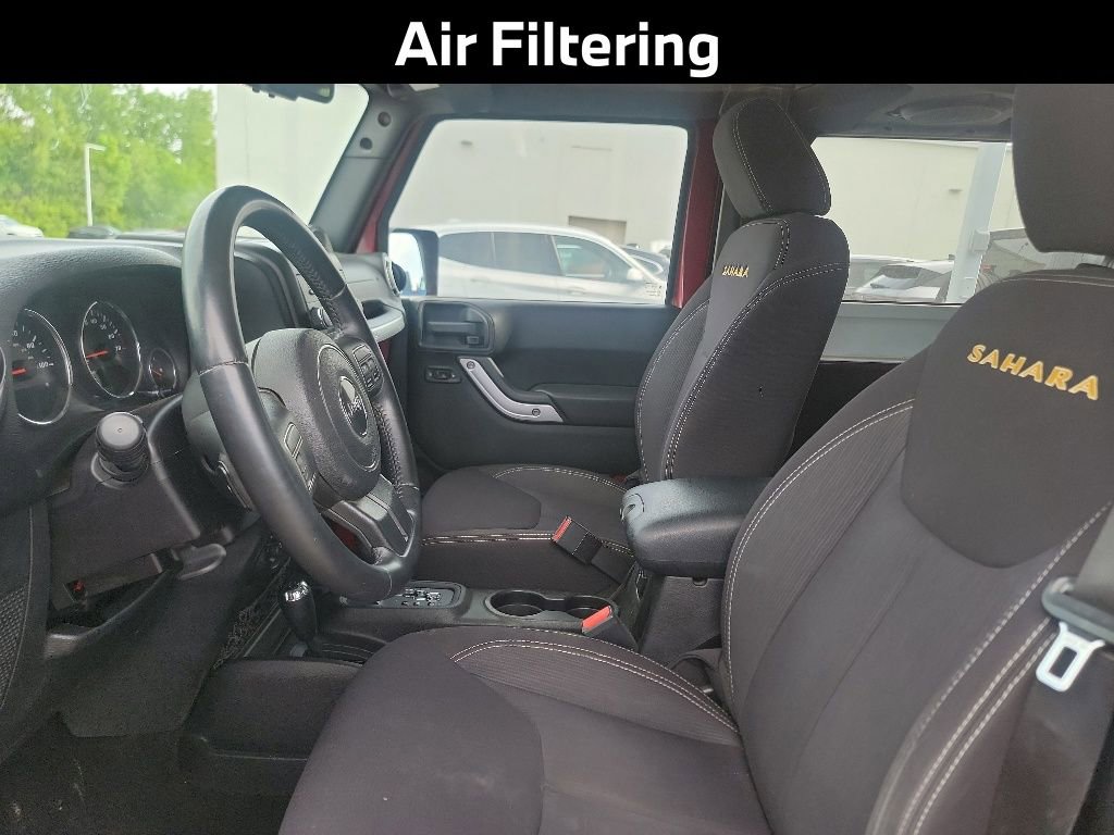Used 2013 Jeep Wrangler Sahara w/ Dual Top Group AWD/4WD image 10