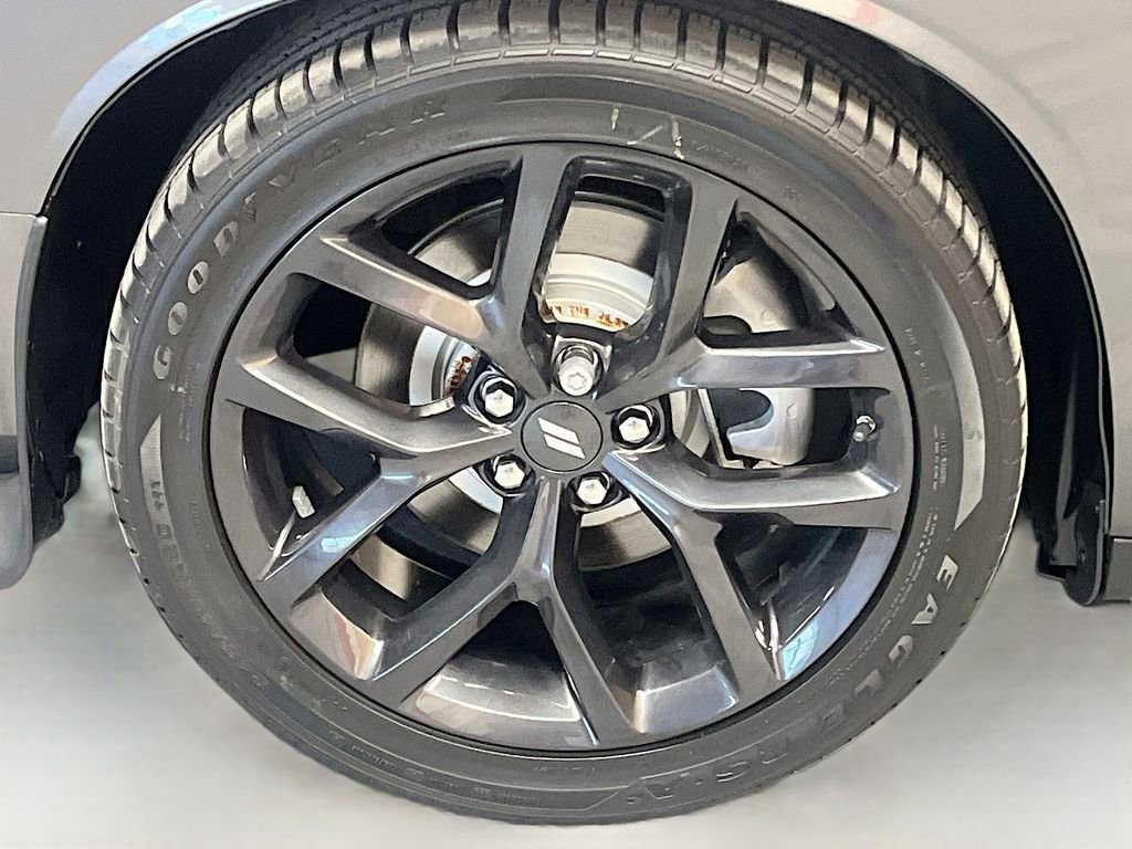 Used 2022 Dodge Challenger R/T w/ Blacktop Package image 28