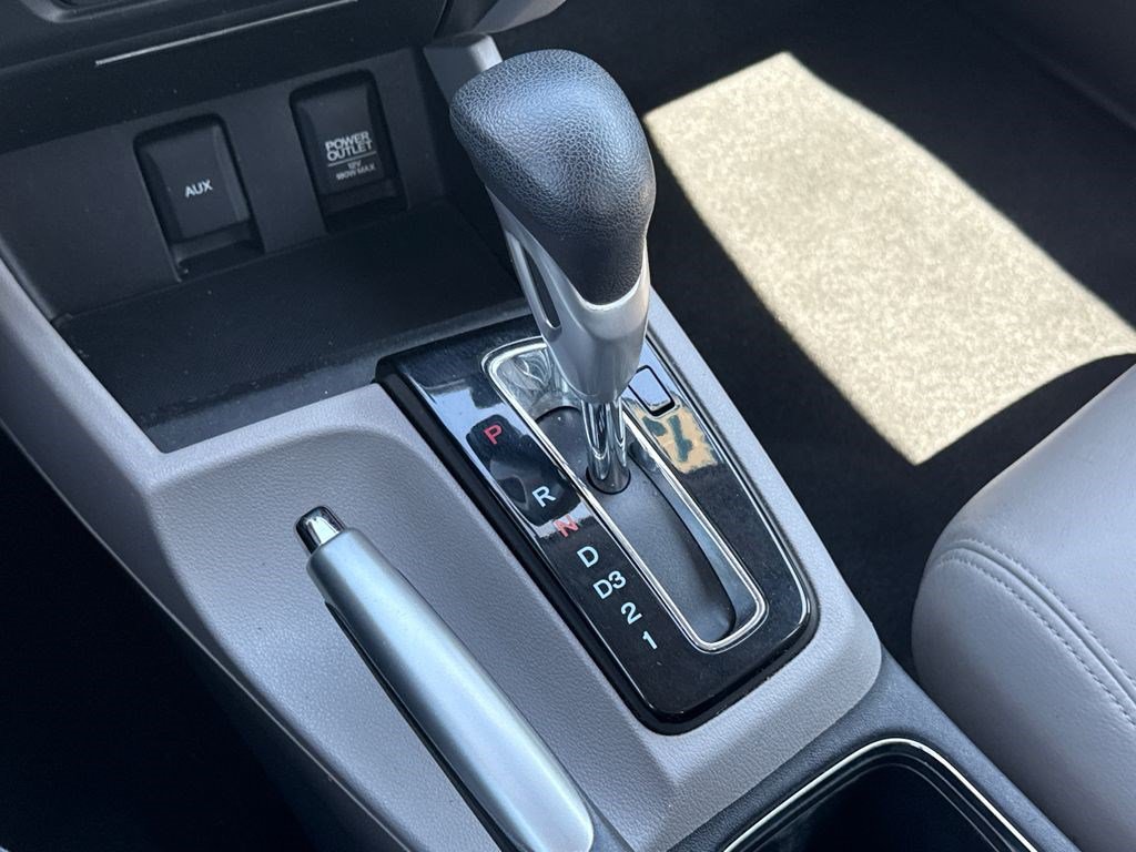 Used 2013 Honda Civic EX-L image 29