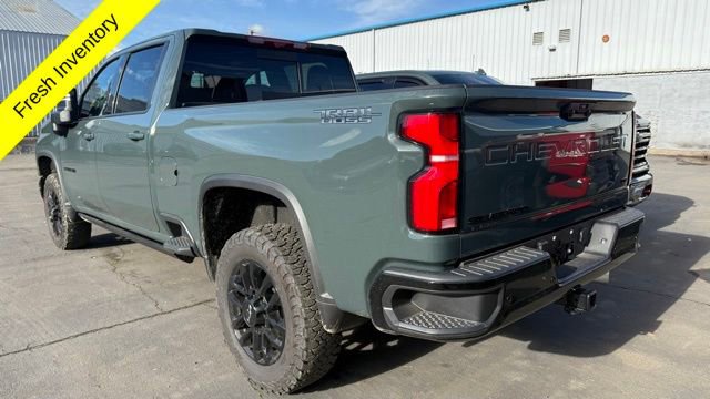 Used 2025 Chevrolet Silverado 3500 LTZ w/ LTZ Plus Package image 4
