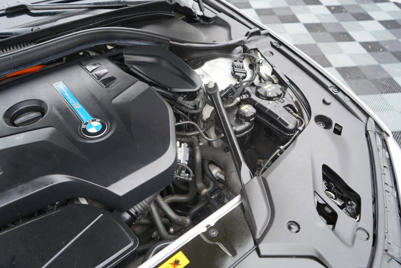 Used 2018 BMW 530e xDrive image 78