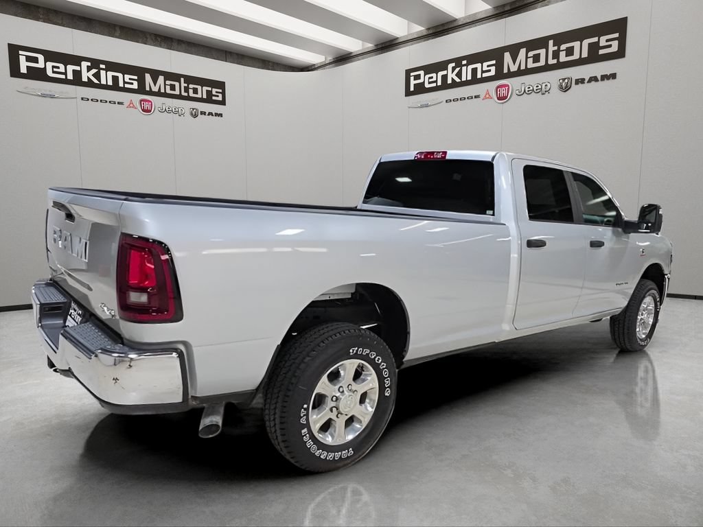 New 2026 RAM 2500 Big Horn AWD/4WD image 5