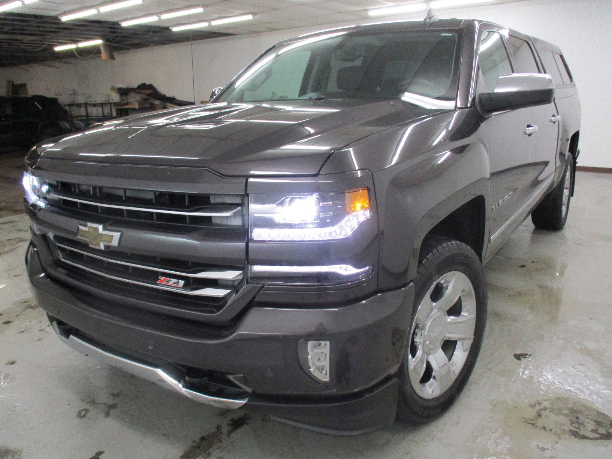 Used 2016 Chevrolet Silverado 1500 LTZ Z71 w/ LTZ Plus Package image 3