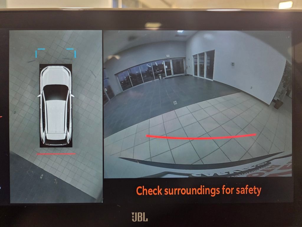 Used 2024 Toyota RAV4 Limited w/ Advanced Technology Package image 27