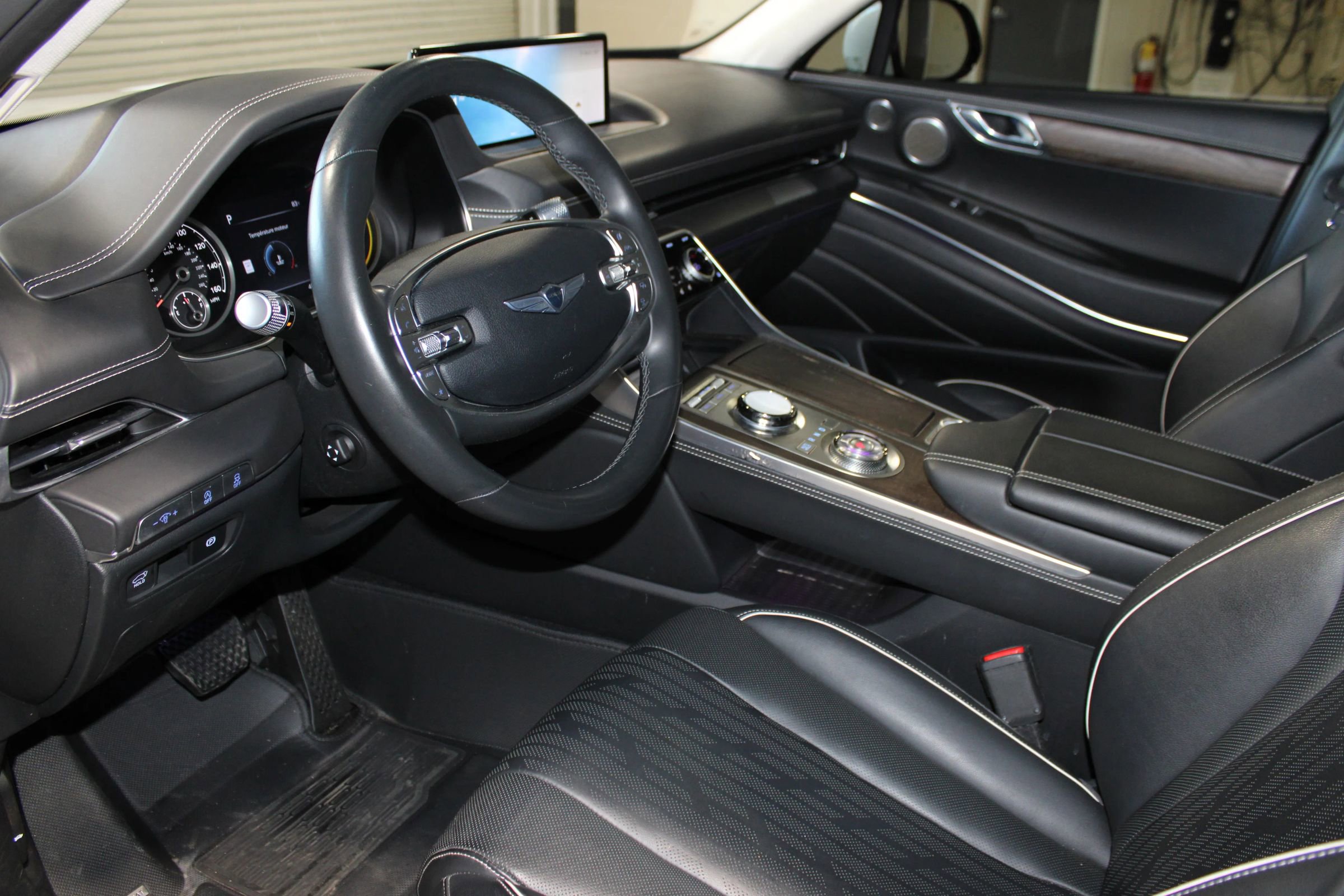 Used 2023 Genesis GV80 2.5T w/ Advanced Package AWD/4WD image 27