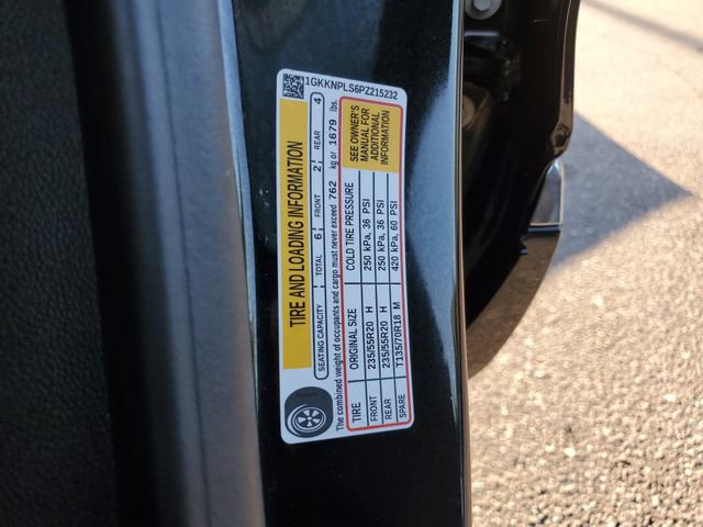 Used 2023 GMC Acadia Denali w/ Denali Ultimate Package FWD image 31