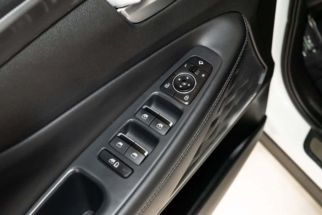 Used 2021 Hyundai Santa Fe Limited AWD/4WD image 13