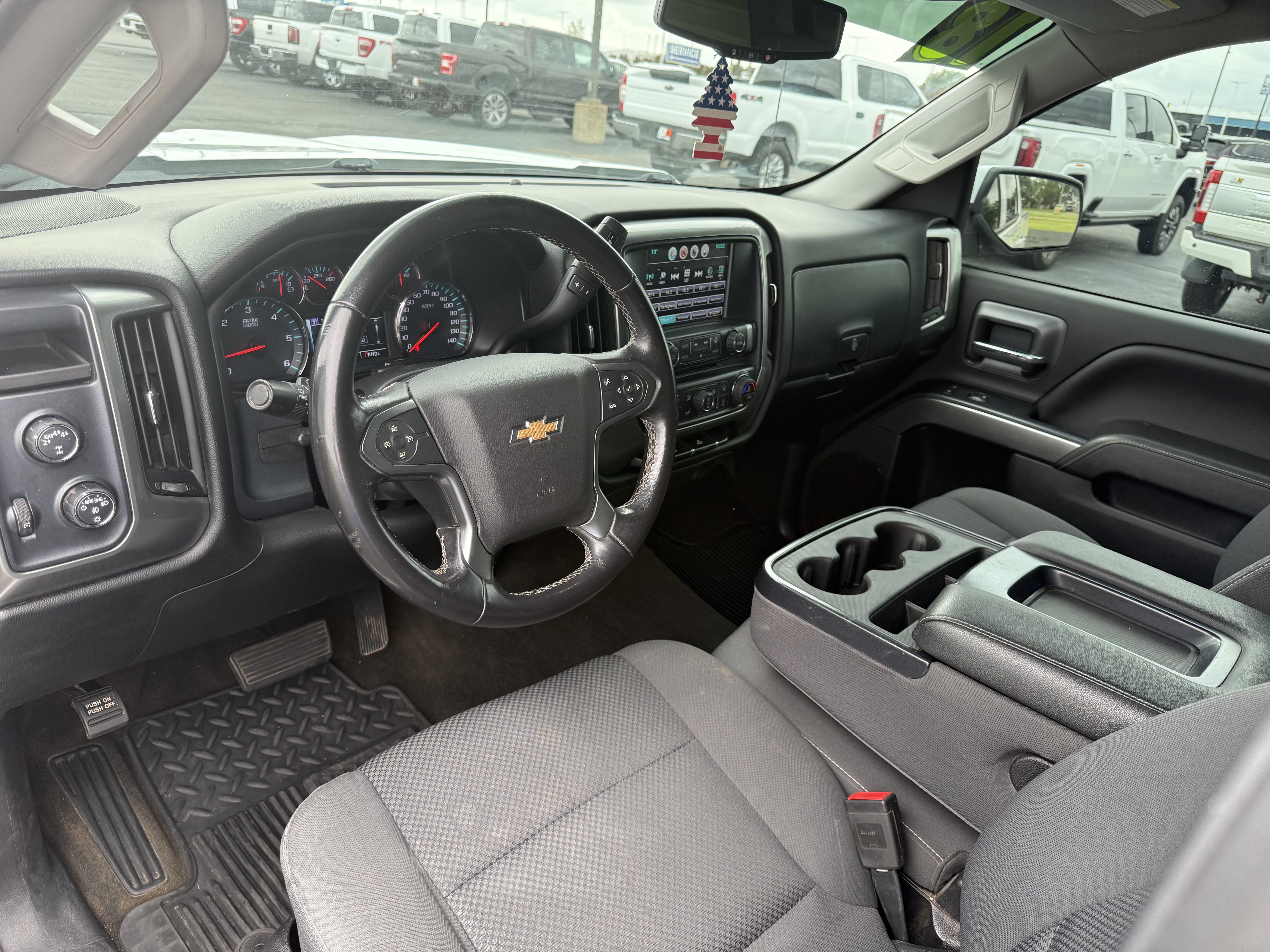 Used 2018 Chevrolet Silverado 1500 LT w/ Texas Edition AWD/4WD image 6