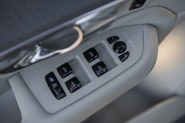 New 2026 Volvo XC90 B6 Ultra w/ Protection Package Premier image 40