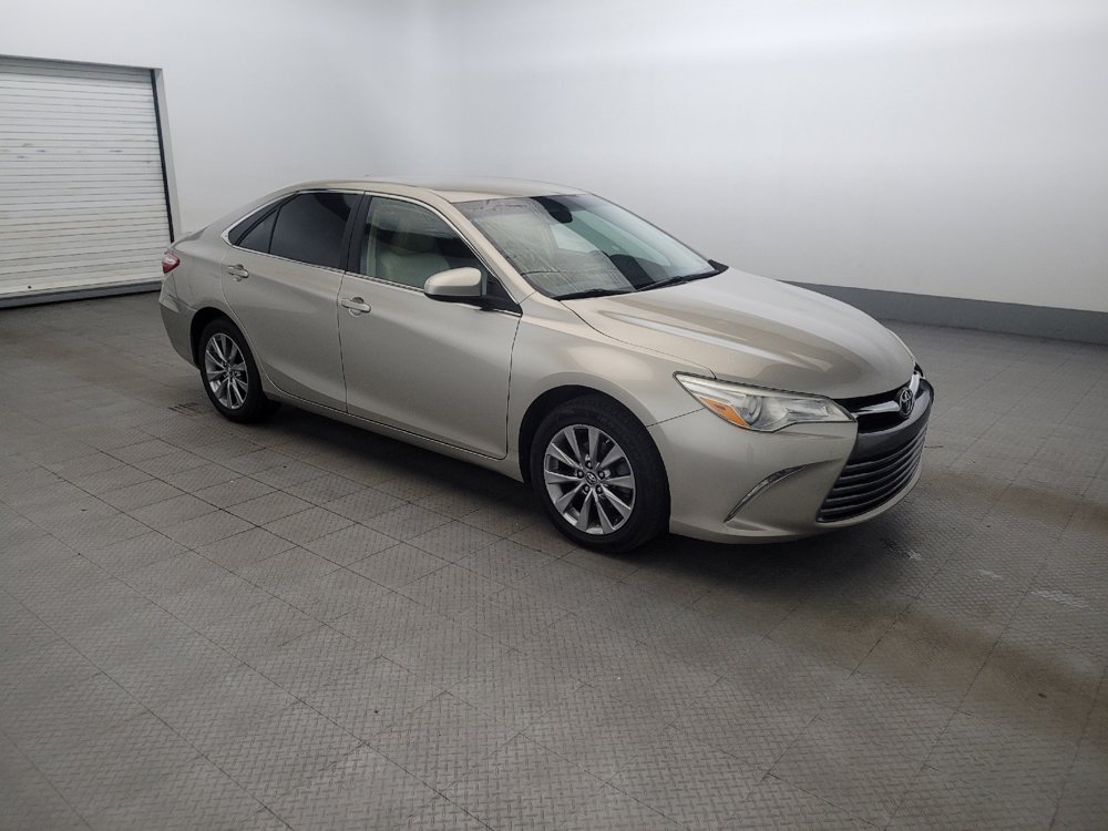 Used 2016 Toyota Camry XLE FWD image 11