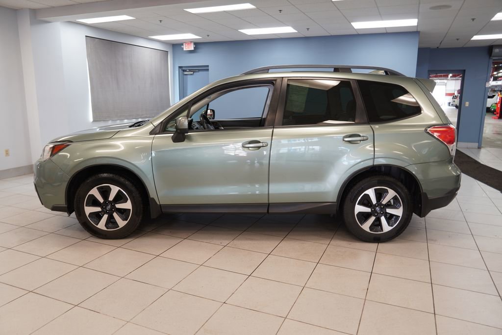 Used 2018 Subaru Forester 2.5i Premium image 3