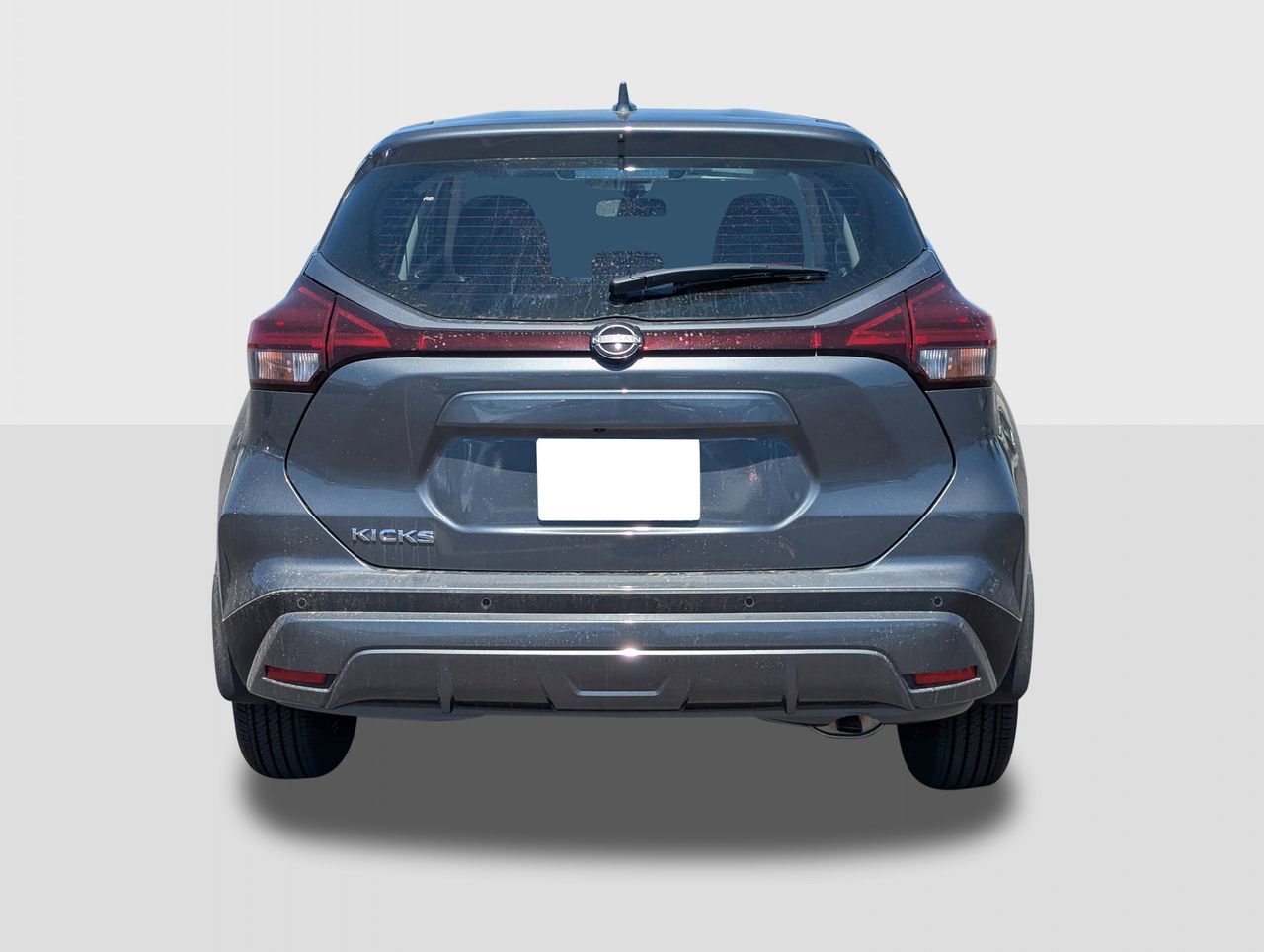 New 2025 Nissan Kicks Play S image 4