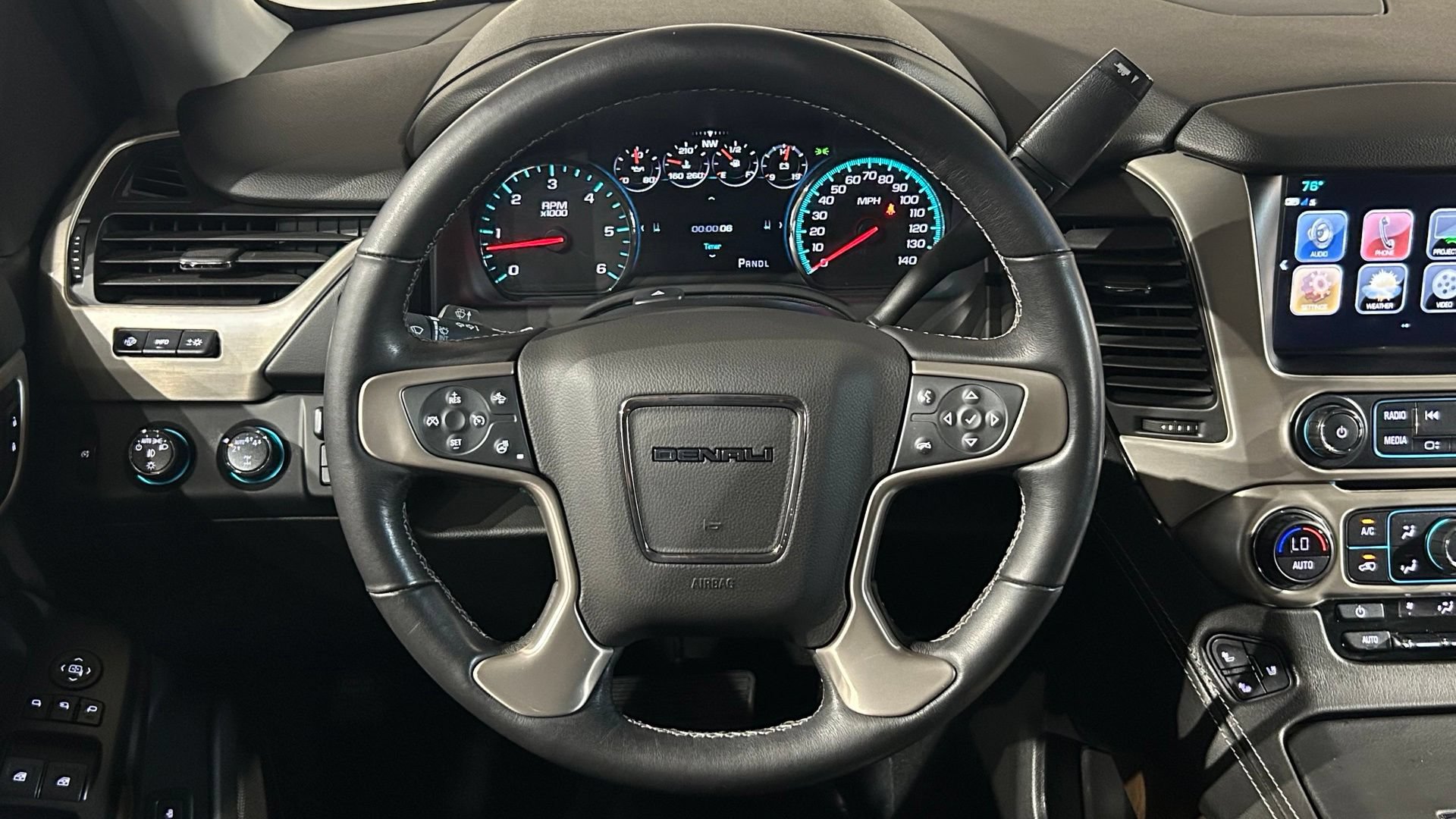 Used 2019 GMC Yukon Denali w/ Denali Ultimate Package AWD/4WD image 69
