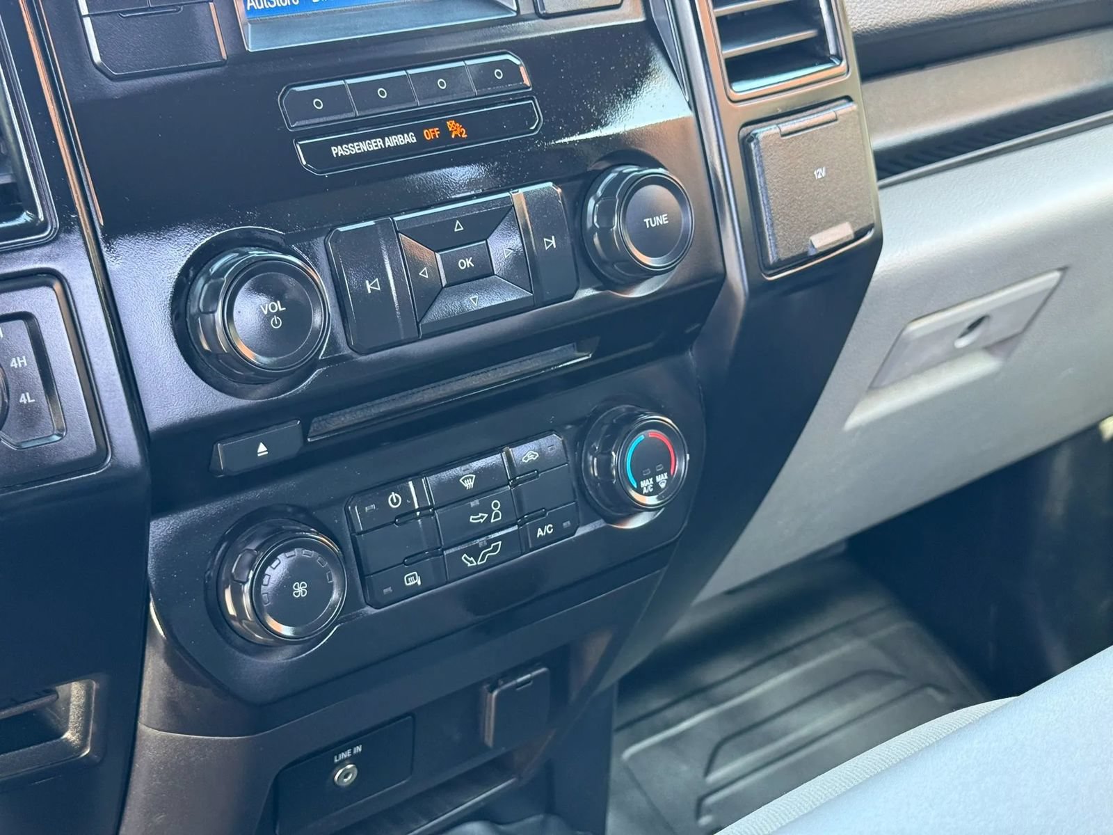 Used 2016 Ford F150 XL w/ XL Power Equipment Group AWD/4WD image 21