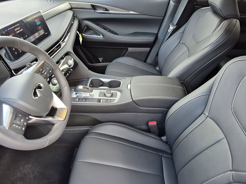 Certified 2026 INFINITI QX60 Luxe image 19