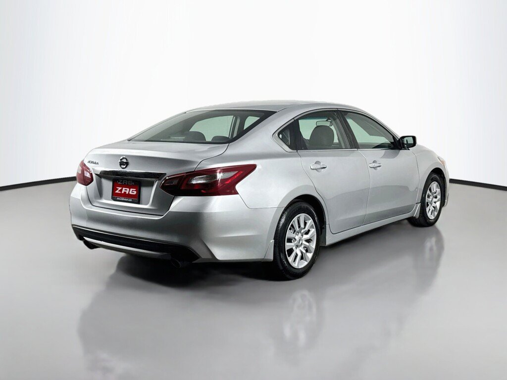 Used 2018 Nissan Altima 2.5 S w/ S Convenience Package FWD image 5