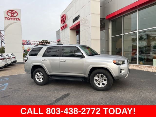 Used 2020 Toyota 4Runner SR5 image 2