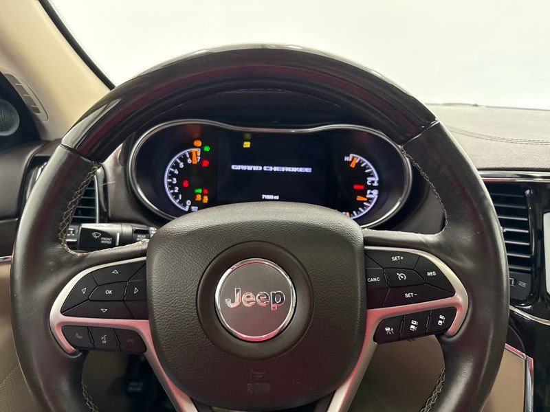 Used 2019 Jeep Grand Cherokee Overland AWD/4WD image 28