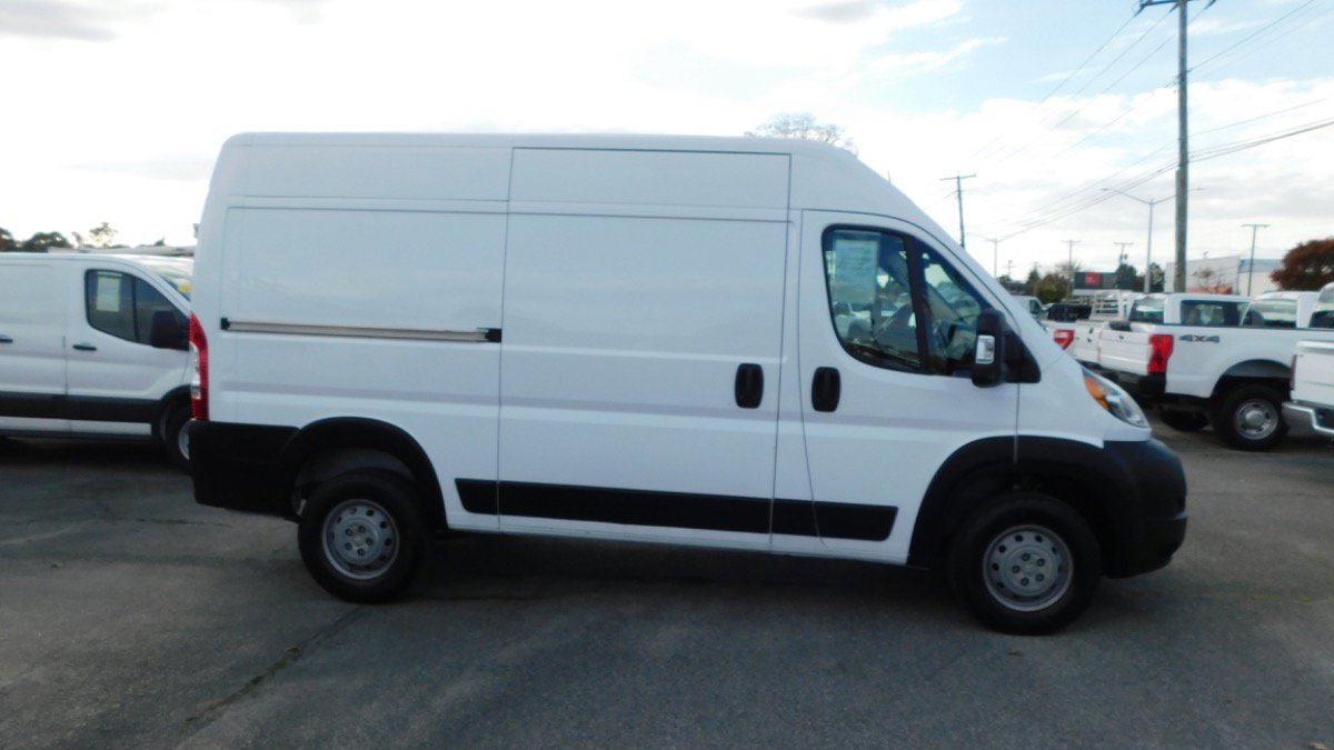 Used 2022 RAM ProMaster 1500 w/ Convenience Group image 2