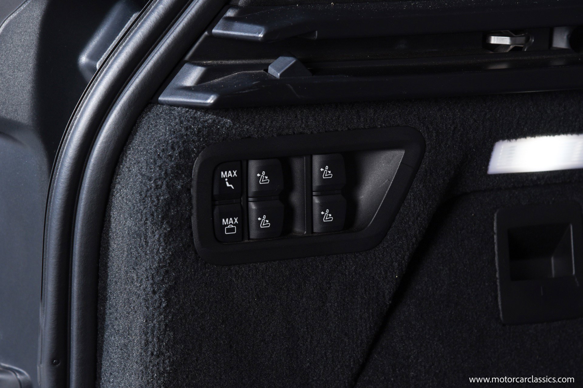 Used 2021 BMW X7 M50i image 35