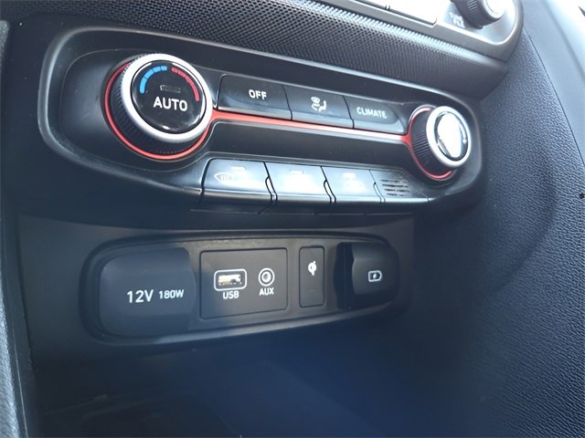 Used 2019 Hyundai Veloster 2.0 Premium image 25