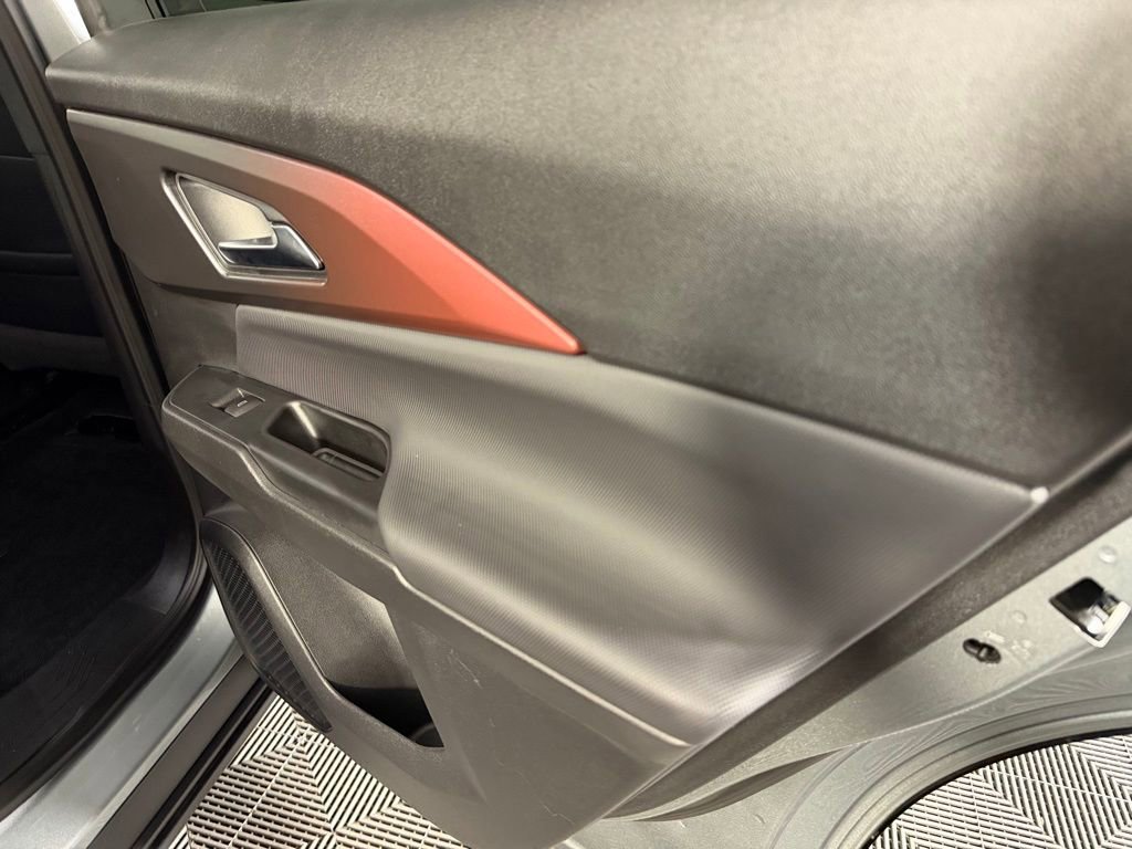 Used 2024 Chevrolet Equinox EV RS image 31