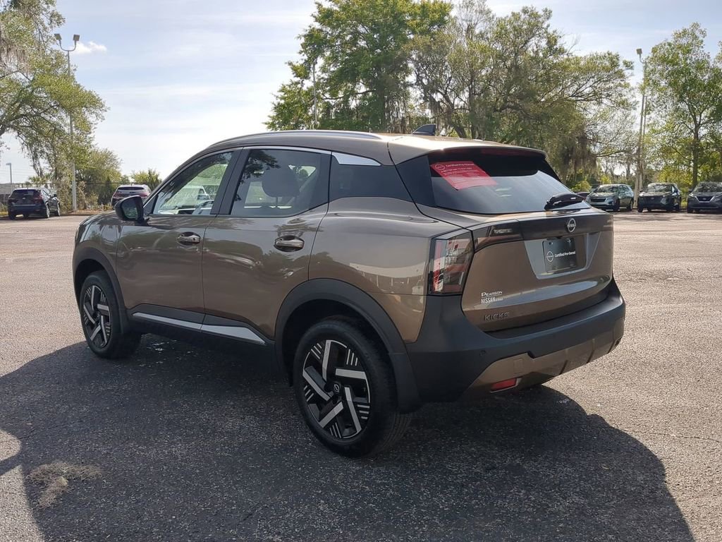 Used 2026 Nissan Kicks SV image 6