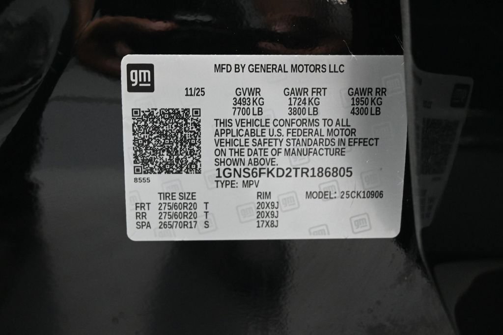Used 2026 Chevrolet Suburban Premier AWD/4WD image 15