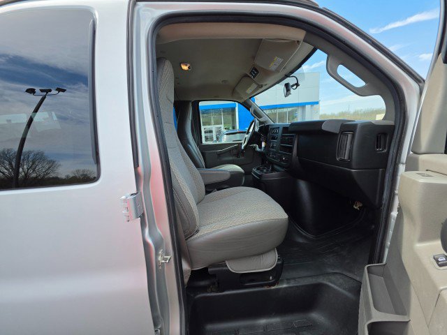 Used 2017 Chevrolet Express 2500 LS image 13
