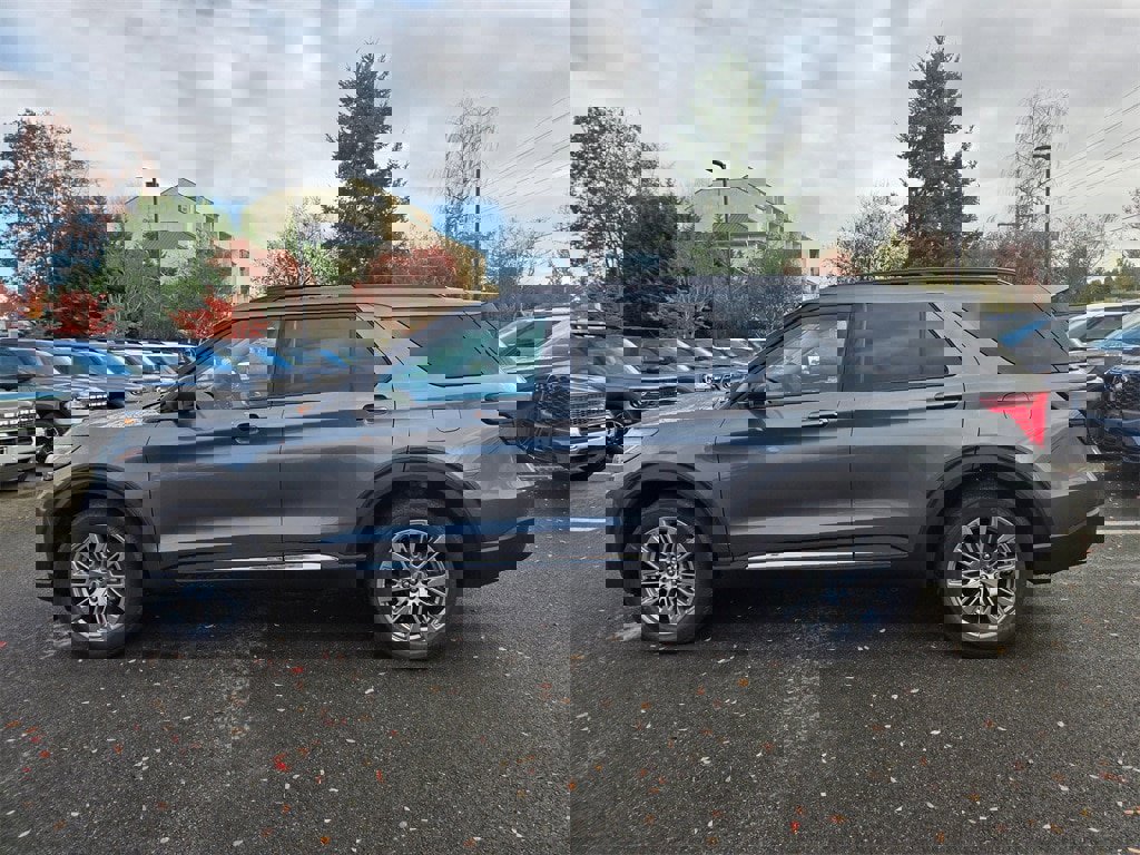 New 2025 Ford Explorer Active w/ Active Comfort Package image 8