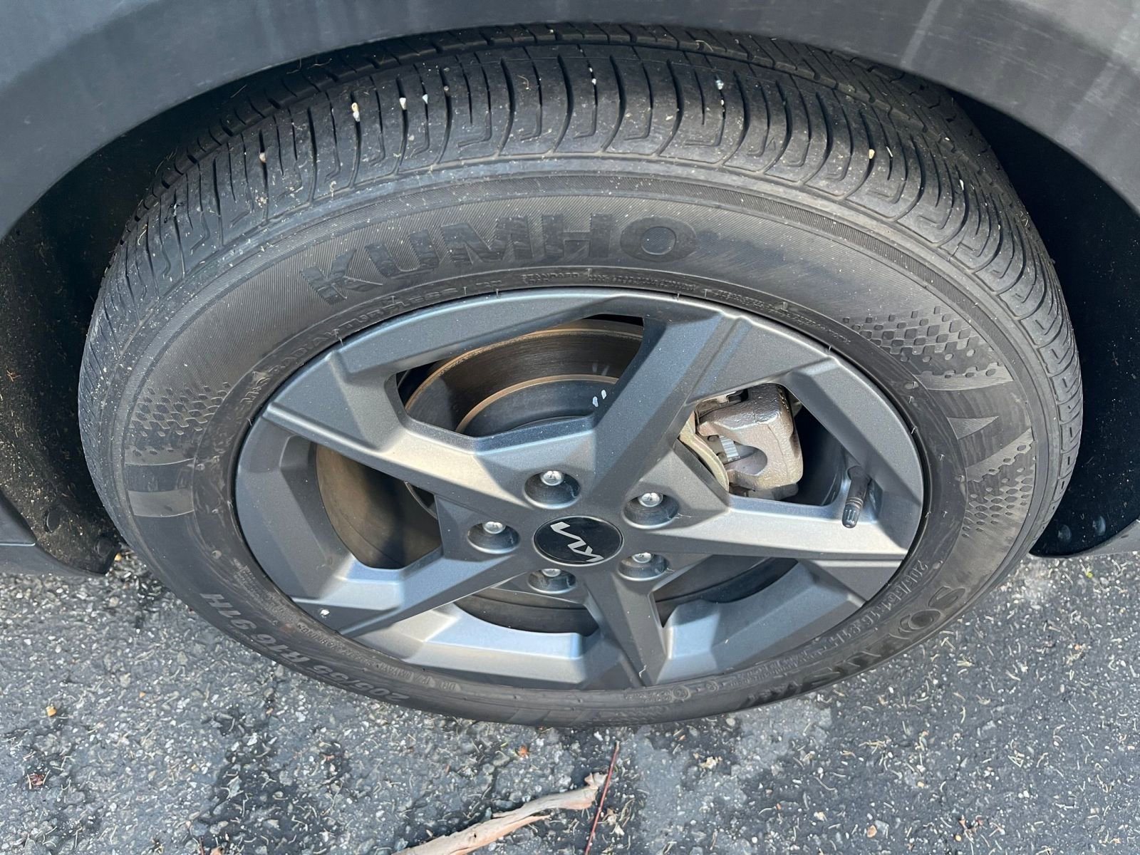 Used 2025 Kia K4 LXS image 29