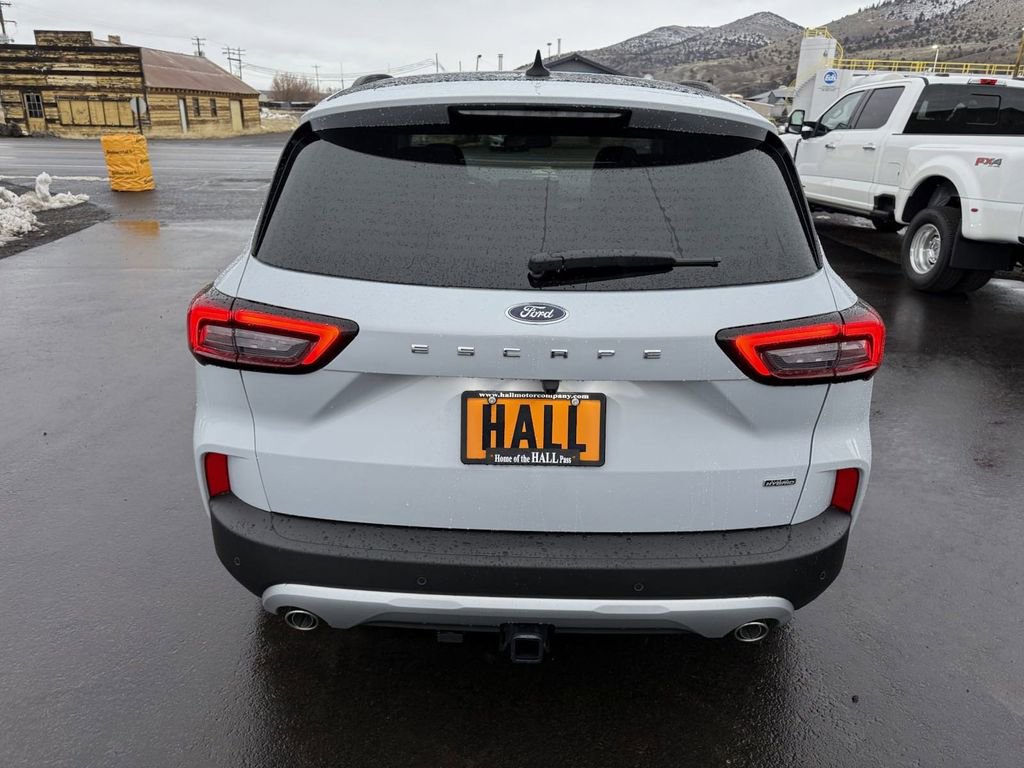 New 2025 Ford Escape SE w/ PHEV Premium Package FWD image 4
