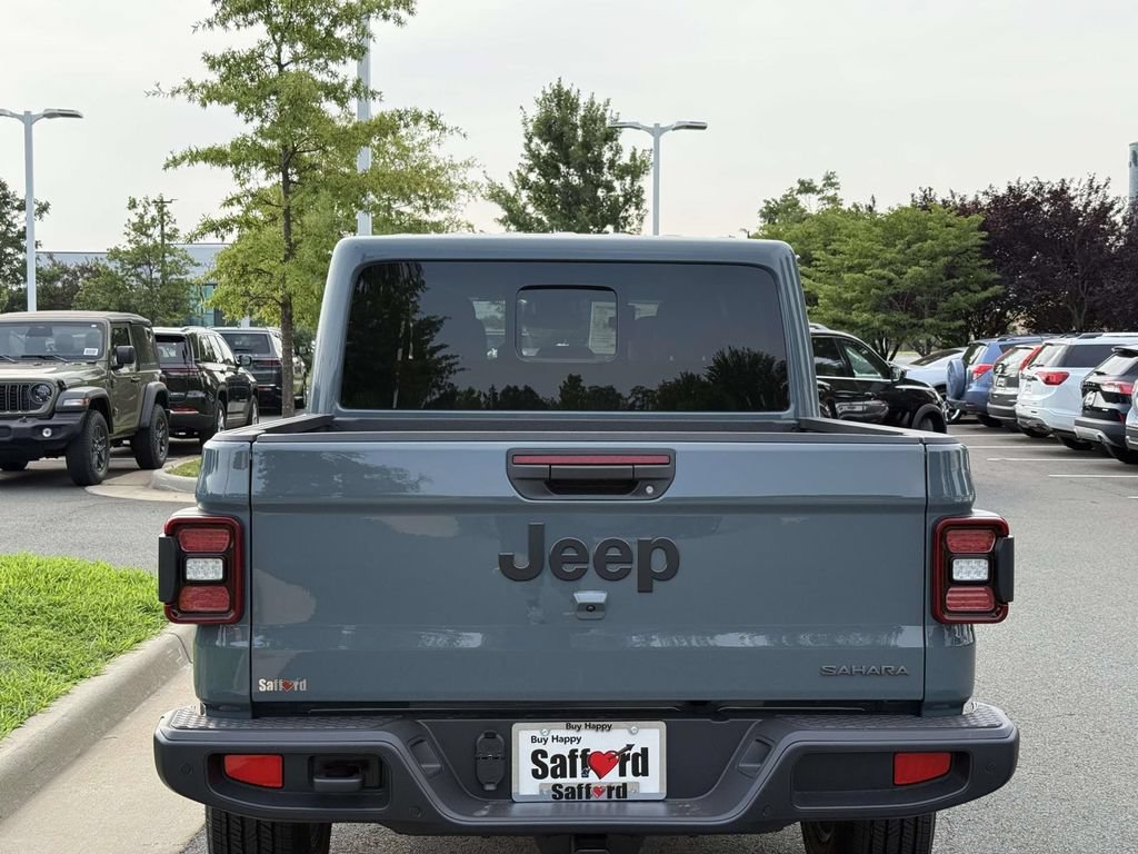 New 2026 Jeep Gladiator Sport AWD/4WD image 11