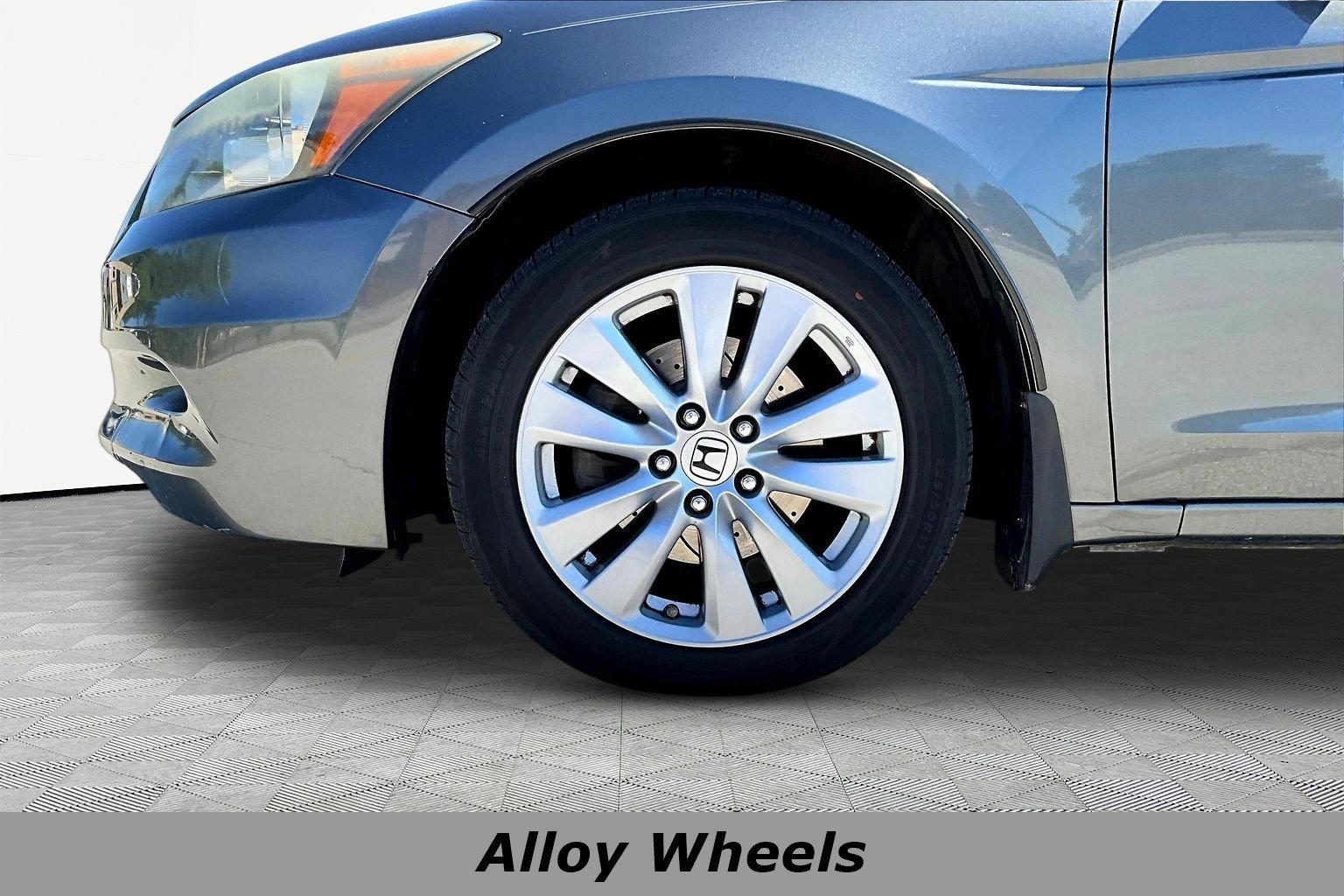 Used 2011 Honda Accord EX-L image 34